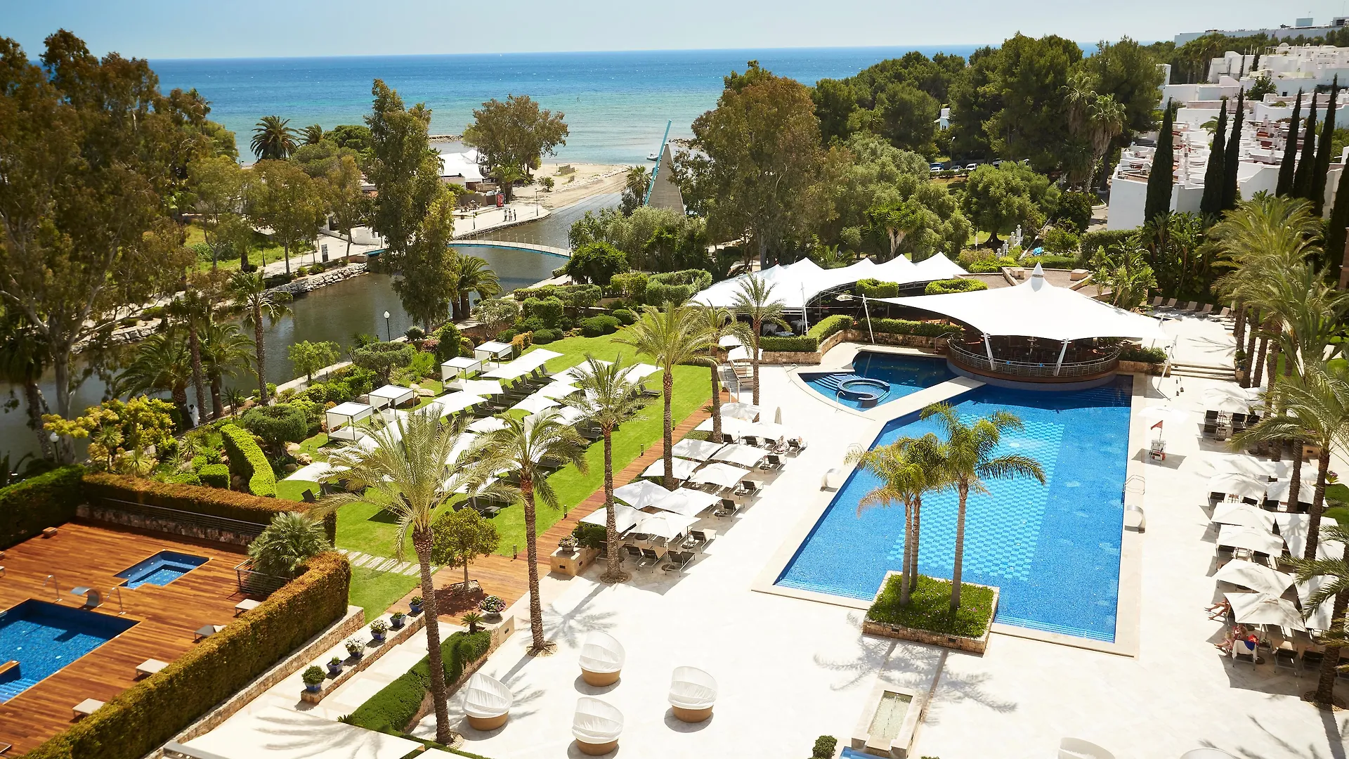 Insotel Fenicia Prestige Suites & Spa Santa Eularia des Riu Spagna